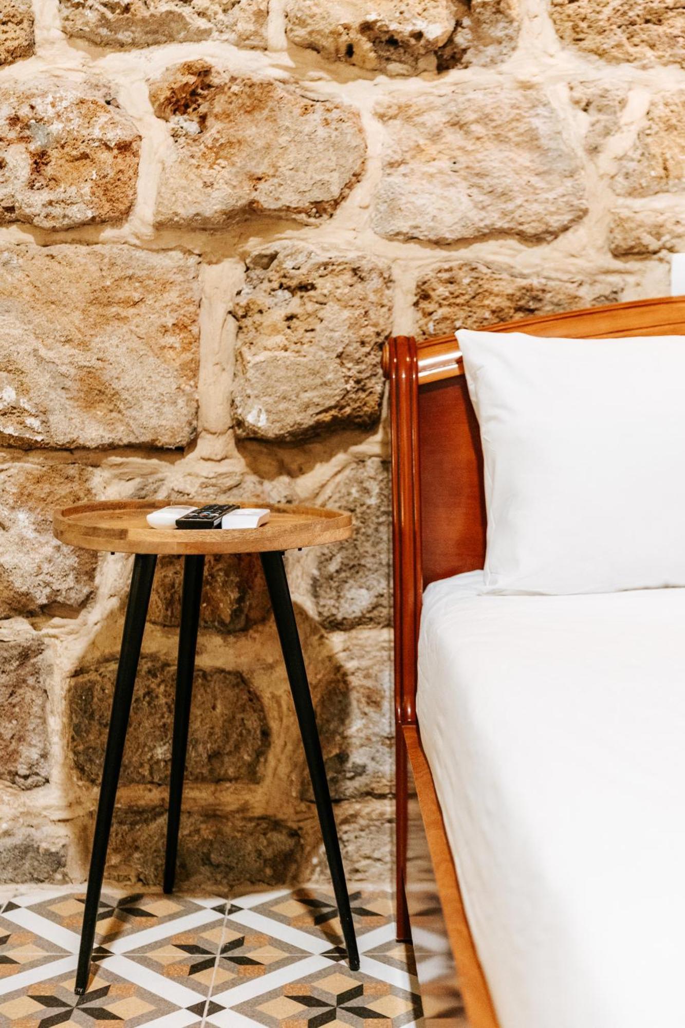 Hebi House Aparthotel Акра Екстериор снимка
