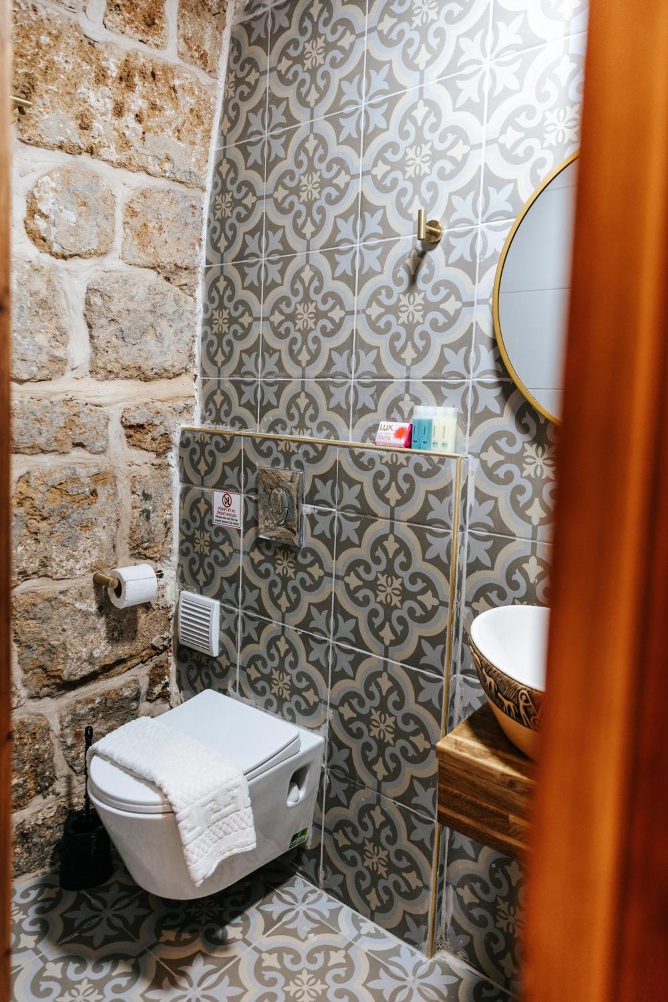 Hebi House Aparthotel Акра Екстериор снимка