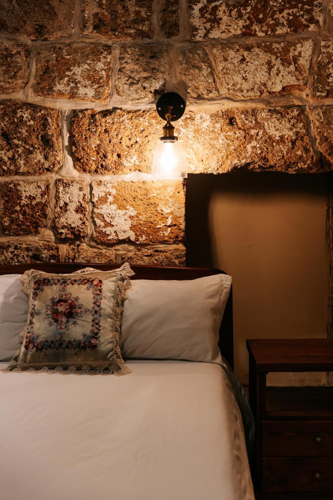 Hebi House Aparthotel Акра Екстериор снимка