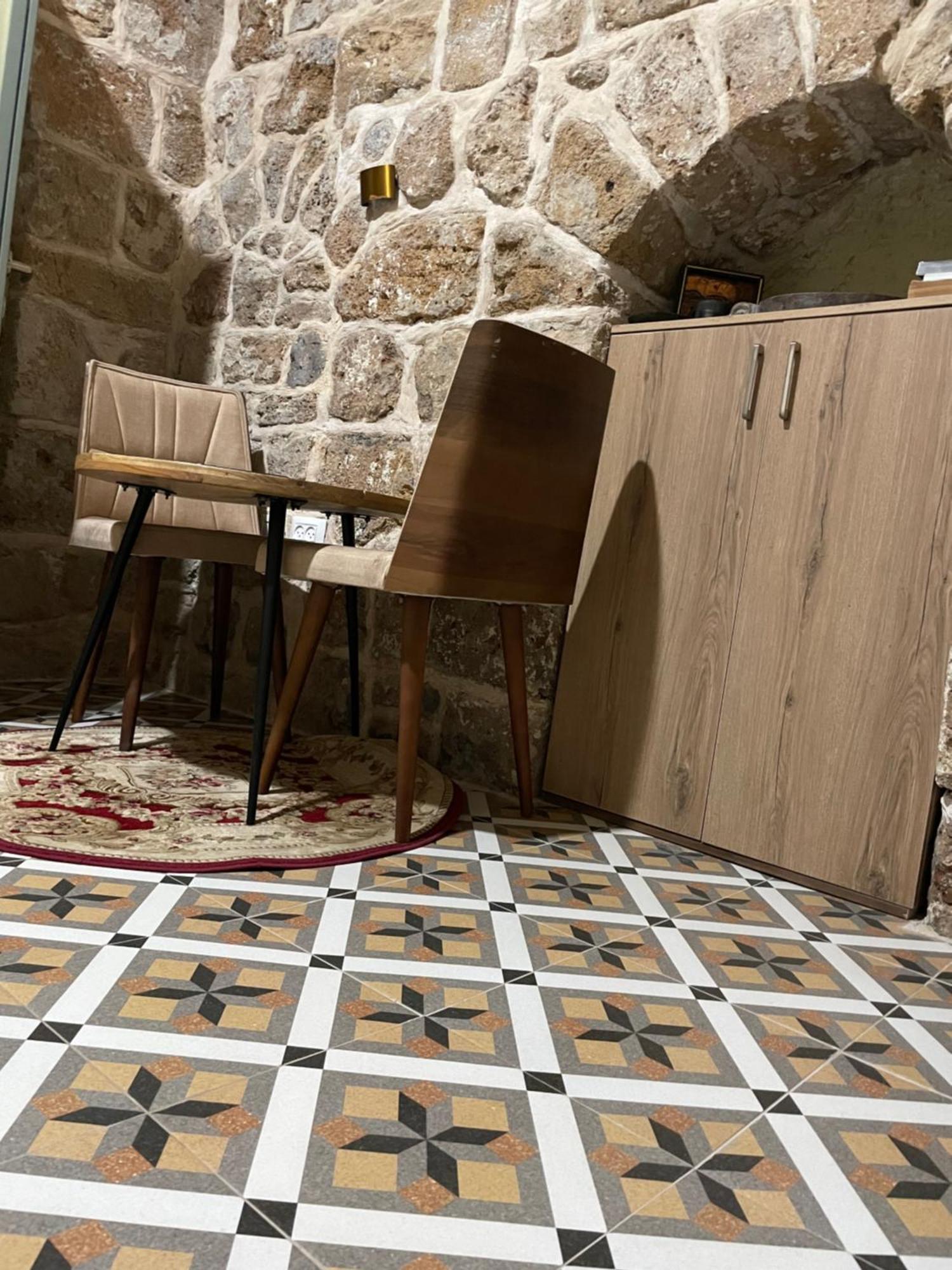 Hebi House Aparthotel Акра Екстериор снимка